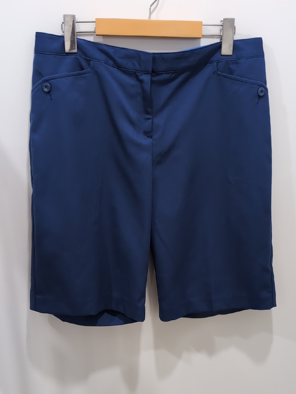 IZOD | Women's Blue PerformX Cool & Dry Flat Bermuda Athletic Shorts